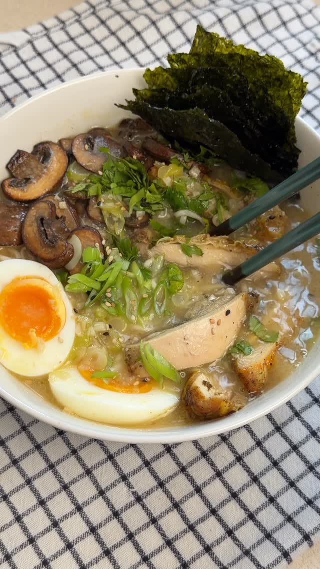 Better Than Takeout Chicken Ramen